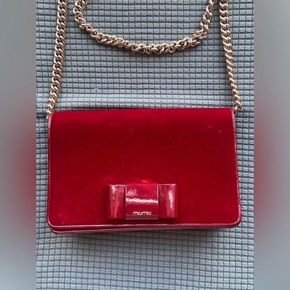 Miu Miu Red Velvet Cross Chain Woc Bow Tie Knot Bag - Picture 2 of 16